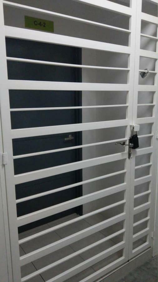 Spacious & Cozy Condo - Hijauan Heights Block C كاجانغ المظهر الخارجي الصورة
