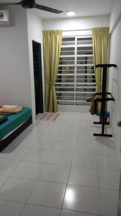 Spacious & Cozy Condo - Hijauan Heights Block C كاجانغ المظهر الخارجي الصورة